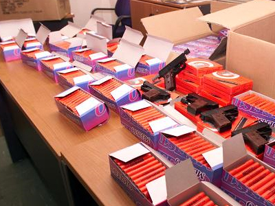 Σύλληψη για κροτίδες στη Θήβα