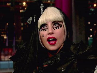 «Σαρώνει» το cd της Lady Gaga