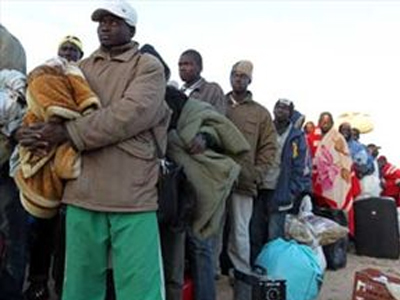 Αυξάνεται ο αριθμός των μεταναστών στη Lampeduza