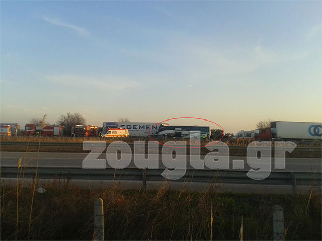 Με κόκκινο κύκλο το λεωφορείο