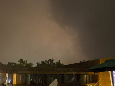 Δεν έχουν τέλος οι βομβαρδισμοί στην Τρίπολη