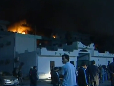 Ισχυρές εκρήξεις στην Τρίπολη κοντά στην κατοικία Καντάφι