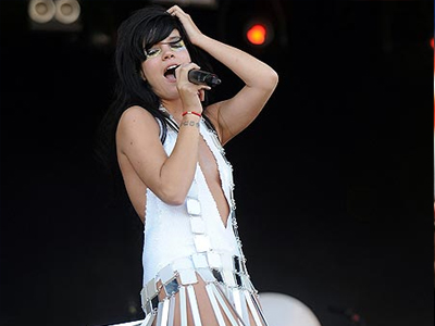 «Συνήθιζα να κάνω εμετό μετά από κάθε γεύμα»