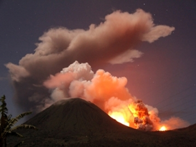 Νέα έκρηξη ηφαιστείου στην Ινδονησία