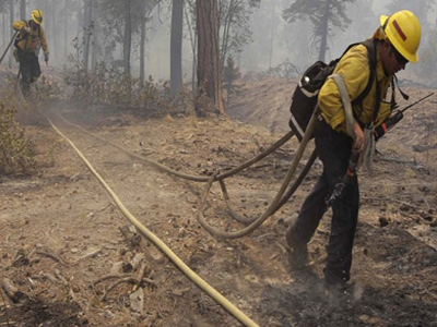 Απομακρύνεται ο «πύρινος» εφιάλτης από το Λος Άλαμος