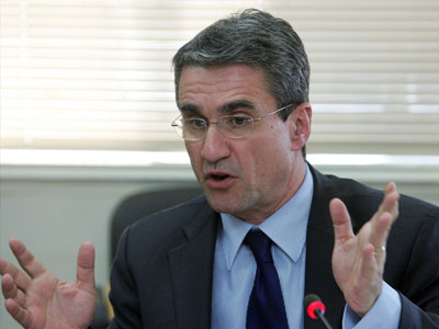 Πυρά Λοβέρδου κατά ΝΔ για το κλείσιμο της ΕΡΤ Πυρά Λοβέρδου κατά ΝΔ για το κλείσιμο της ΕΡΤ