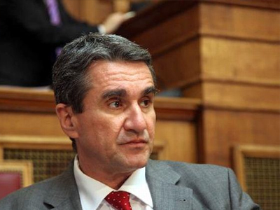 Λοβέρδος: Σπουδές κατ’ οίκον σε όσους μετεγγραφούν