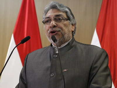 «Πλήρωσε» το μάρμαρο ο πρόεδρος της Παραγουάης