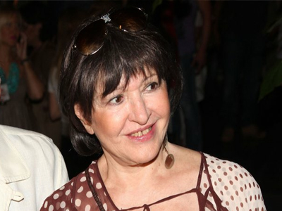 Επιστροφή στο θέατρο για τη Μάρθα