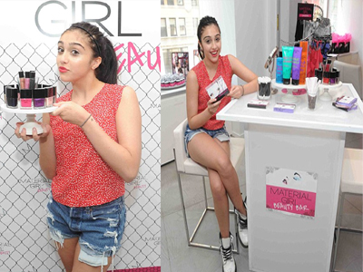 Στα βήματα της μητέρας της