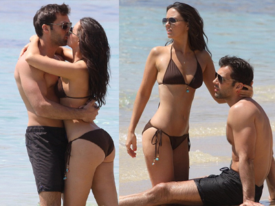 Λίγο θάλασσα και το αγόρι της