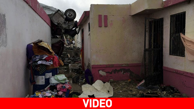 Xάος από το πέρασμα ανεμοστρόβιλου στο βόρειο Μεξικό