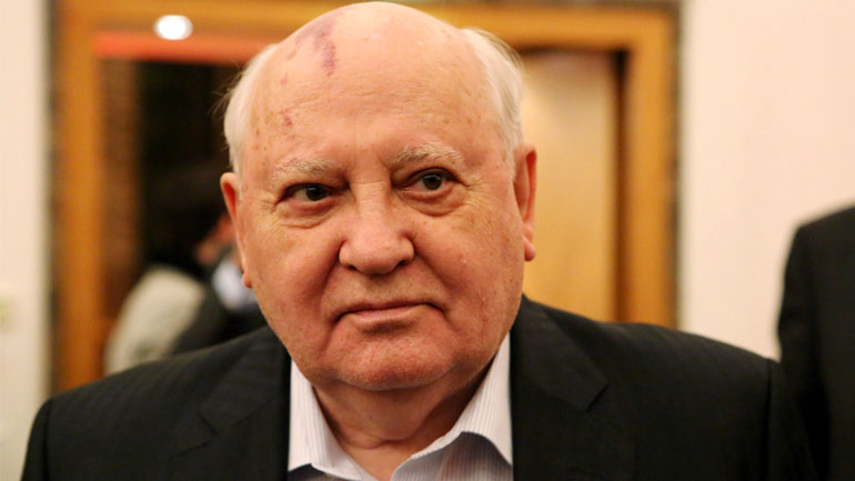 Κορυφαίος ανταποκριτής του BBC πέθανε τον Γκορμπατσόφ