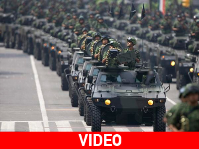 Μεξικό: Οι τυφώνες δεν ματαίωσαν την παρέλαση