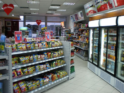 Μειώθηκε ο τζίρος των καταστημάτων μικρής λιανικής