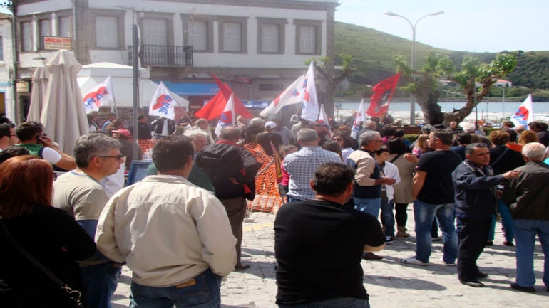 Απεργιακή συγκέντρωση στο λιμάνι της Μύρινας