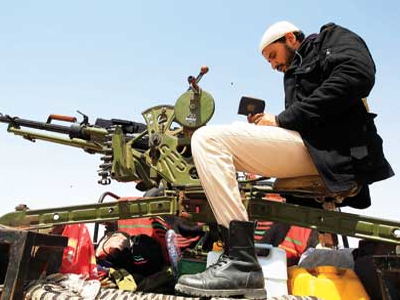 Εκπαιδεύουν αντικαθεστωτικούς στη Μιζράτα