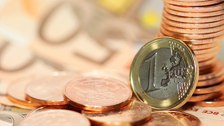 Καλοκαίρι πληρωμών προς τους δανειστές