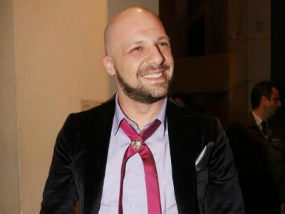 «Όπου μπορώ να βοηθήσω, μου αρέσει να το κάνω»