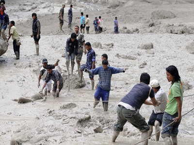 Δεκάδες οι αγνοούμενοι στο Νεπάλ