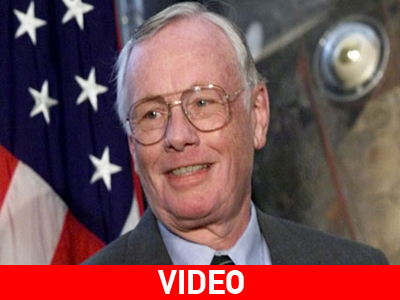 Στην τελευταία του κατοικία ο Neil Armstrong
