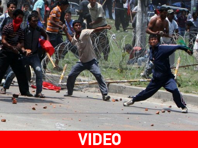 Νεπάλ: Διαβουλεύσεις με ξύλο για το νέο Σύνταγμα