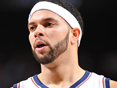 Τέλος η χρονιά για τον Deron Williams
