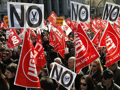 Ισπανία: Μαζικές διαδηλώσεις κατά της λιτότητας