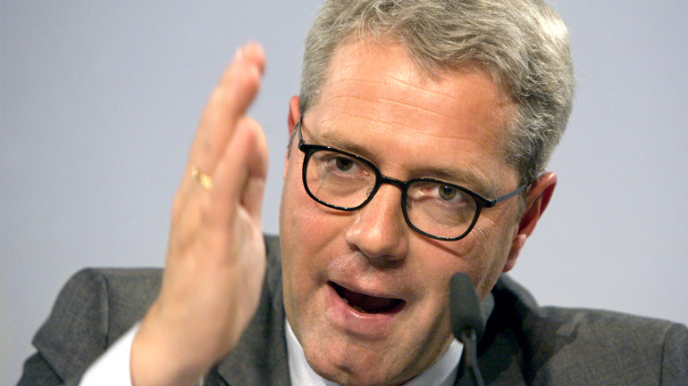 Γερμανός βουλευτής καλεί τη Βρετανία να προβεί γρήγορα σε δημοψήφισμα για την παραμονή στην Ε.Ε.