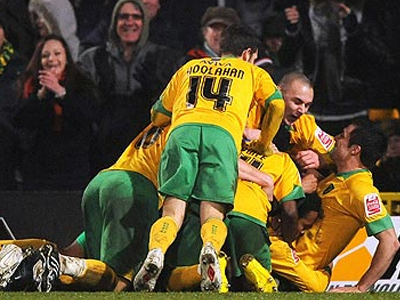 Τα «Καναρίνια» στην Πρέμιερ Λιγκ