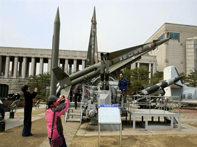 Εντείνονται οι επαφές ΙΑΕΑ και ΛΔΚ