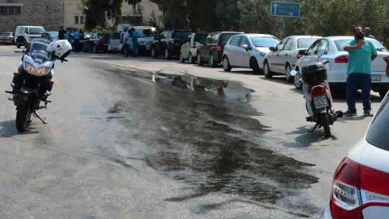 Το οδόστρωμα γέμισε λάδια