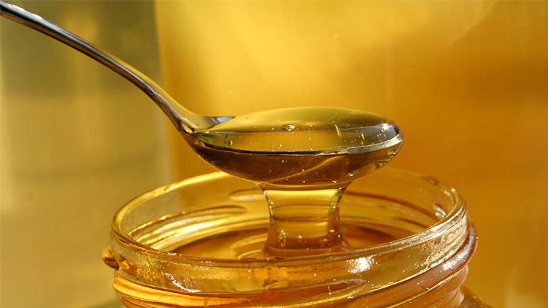 Εντοπίστηκε ακατάλληλο μέλι στον Πειραιά