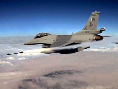 Αεροπορικές επιδρομές του πακιστανικού στρατού στην περιοχή των φυλών