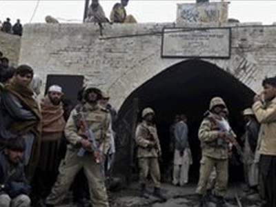 Πακιστάν: Συνεχίζεται η αναζήτηση επιζώντων