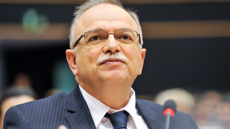 Παπαδημούλης: Πρέπει να βγει λευκός καπνός