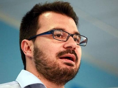 «Πρέπει να υπάρξει συναίνεση όλων των πολιτικών δυνάμεων για τη συνταγματική αναθεώρηση»