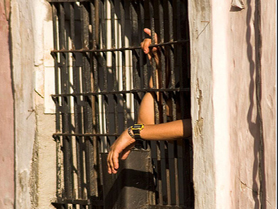 Πάνω από 400 «πολιτικές» συλλήψεις στην Κούβα τον Απρίλιο