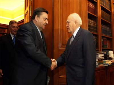 Συνάντηση Παπούλια-Καρατζαφέρη