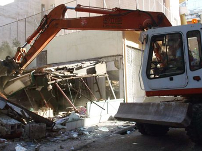 Απομάκρυναν παραπήγματα στην Ηγουμενίτσα