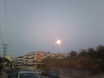 Πάτρα: Καλημέρα με… φεγγάρι