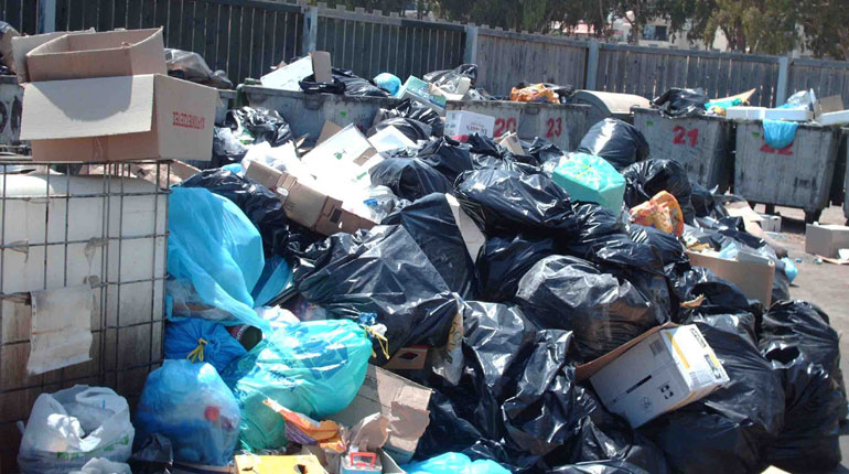 Πύργος: Φόβοι για Πάσχα μαζί με τα σκουπίδια