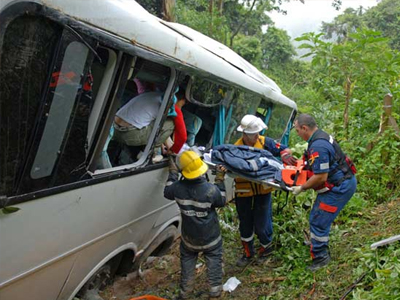 Ανατροπή λεωφορείου στο Περού – Τουλάχιστον 10 νεκροί