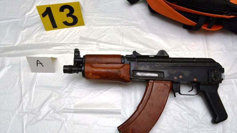 «Καθαρά» τα όπλα του Πετρακάκου