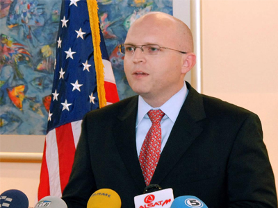 «Προϋπόθεση η επίλυση της ονομασίας για την ένταξη της ΠΓΔΜ στο ΝΑΤΟ»