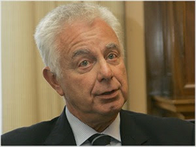 «Η Ελλάδα δεν έχει ανάγκη από αυτόκλητους σωτήρες»