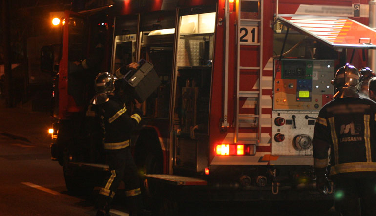 Στις φλόγες διαμέρισμα στην Πάτρα