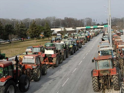 Αποσύρουν τις κινητοποιήσεις τους οι αγρότες των Σερρών