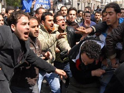 Συνεχίζεται το λουτρό αίματος στη Συρία