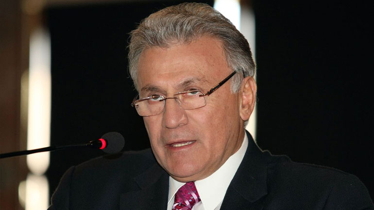 Αποσύρεται από τη διεκδίκηση της προεδρίας ο Π. Ψωμιάδης